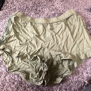 🩵4 for 24$ sale🩵 Aerie flowy shorts